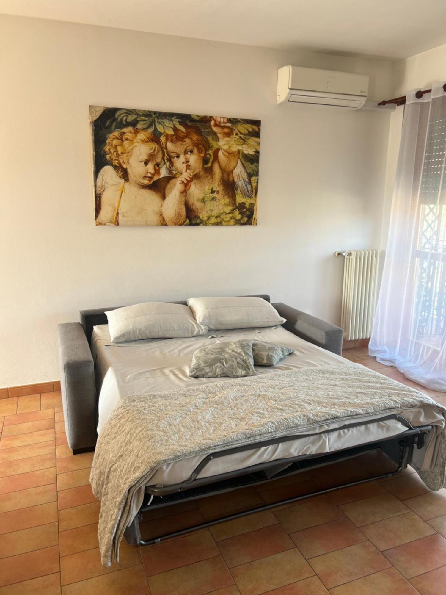 Appartamento Peschiera - Zona Ospedale Pederzoli Пескьера-дель-Гарда Экстерьер фото