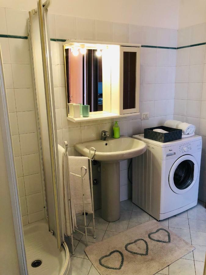 Appartamento Peschiera - Zona Ospedale Pederzoli Пескьера-дель-Гарда Экстерьер фото