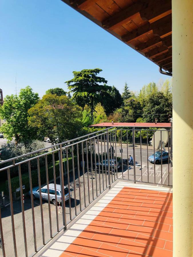Appartamento Peschiera - Zona Ospedale Pederzoli Пескьера-дель-Гарда Экстерьер фото